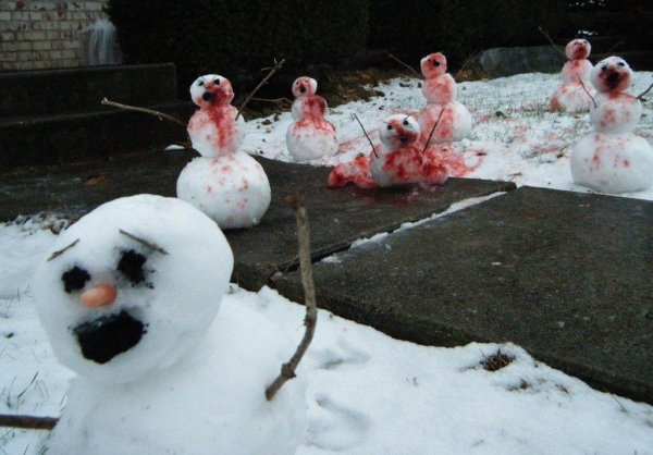 zombie-snowmen-attack